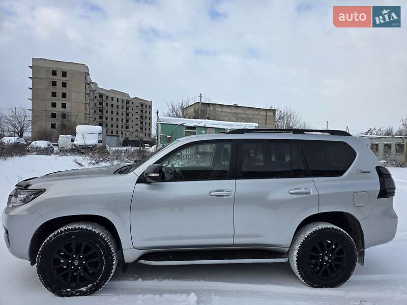 Позашляховик / Кросовер Toyota Land Cruiser Prado 2022 в Кропивницькому фото 8 Позашляховик / Кросовер Toyota Land Cruiser Prado 2022 в Кропивницькому