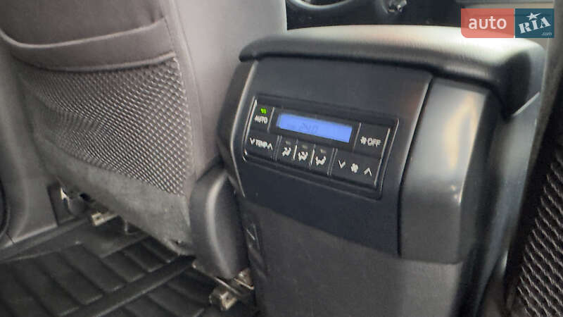 Внедорожник / Кроссовер Toyota Land Cruiser Prado 2018 в Киеве