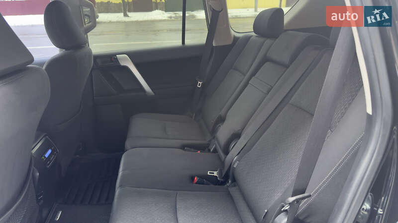 Внедорожник / Кроссовер Toyota Land Cruiser Prado 2018 в Киеве