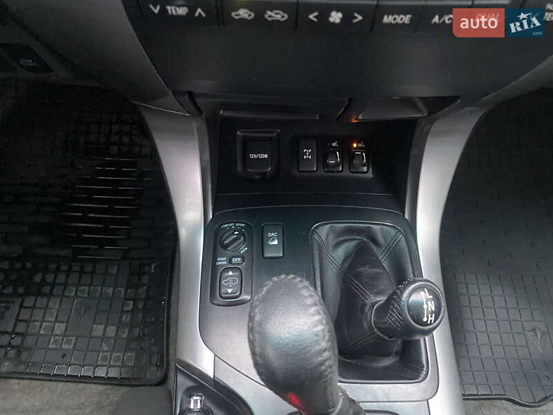 Внедорожник / Кроссовер Toyota Land Cruiser Prado 2005 в Днепре фото 14 Внедорожник / Кроссовер Toyota Land Cruiser Prado 2005 в Днепре