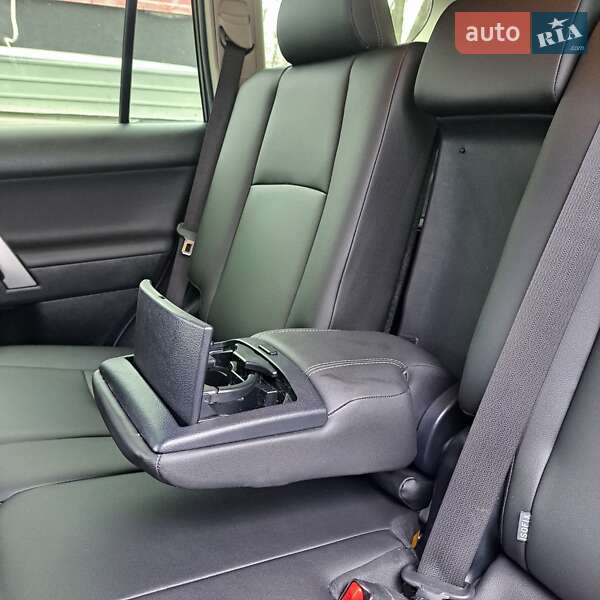 Позашляховик / Кросовер Toyota Land Cruiser Prado 2018 в Києві