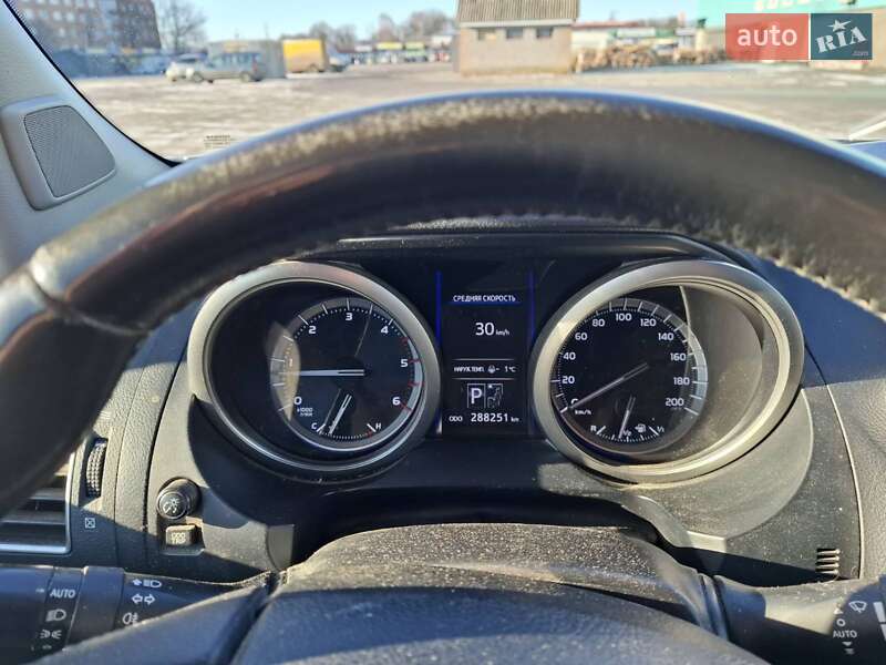 Внедорожник / Кроссовер Toyota Land Cruiser Prado 2013 в Тульчине