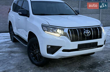 Позашляховик / Кросовер Toyota Land Cruiser Prado 2021 в Києві