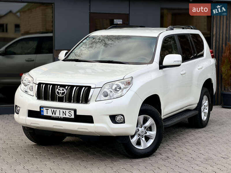 Toyota Land Cruiser Prado 2013