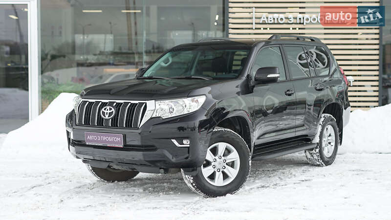 Toyota Land Cruiser Prado 2023