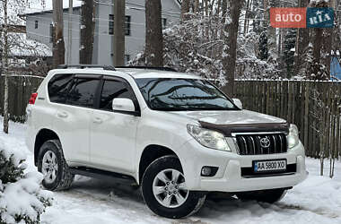 Позашляховик / Кросовер Toyota Land Cruiser Prado 2010 в Києві