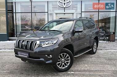 Внедорожник / Кроссовер Toyota Land Cruiser Prado 2018 в Киеве