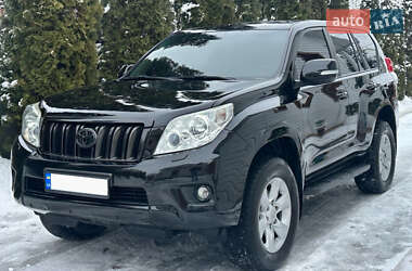 Внедорожник / Кроссовер Toyota Land Cruiser Prado 2012 в Кельменцах
