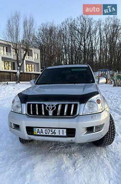 Позашляховик / Кросовер Toyota Land Cruiser Prado 2005 в Києві