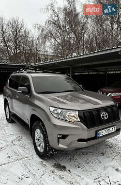 Позашляховик / Кросовер Toyota Land Cruiser Prado 2018 в Кам'янському
