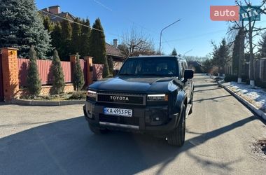 Позашляховик / Кросовер Toyota Land Cruiser Prado 2024 в Києві