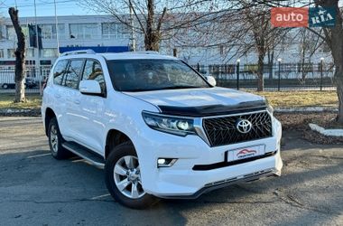 Внедорожник / Кроссовер Toyota Land Cruiser Prado 2019 в Киеве