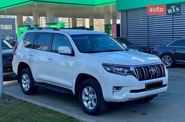 Внедорожник / Кроссовер Toyota Land Cruiser Prado 2019 в Киеве