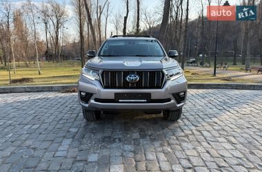 Внедорожник / Кроссовер Toyota Land Cruiser Prado 2021 в Киеве