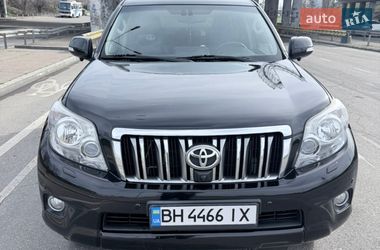 Позашляховик / Кросовер Toyota Land Cruiser Prado 2010 в Одесі