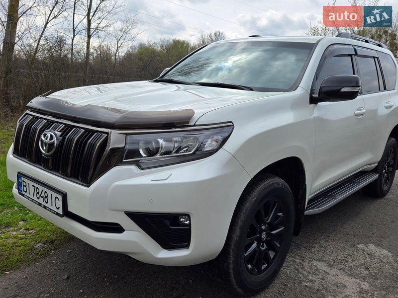 Toyota Land Cruiser Prado 2022