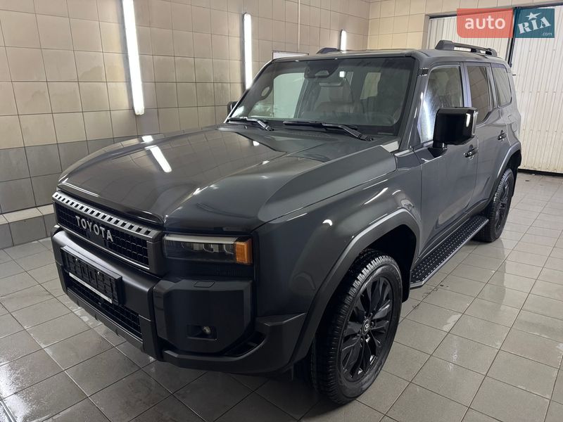 Toyota Land Cruiser Prado 2025