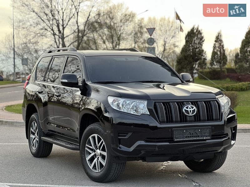 Toyota Land Cruiser Prado 2019