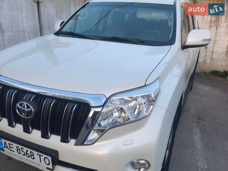 Toyota Land Cruiser Prado 2014