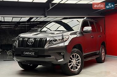 Позашляховик / Кросовер Toyota Land Cruiser Prado 2020 в Києві