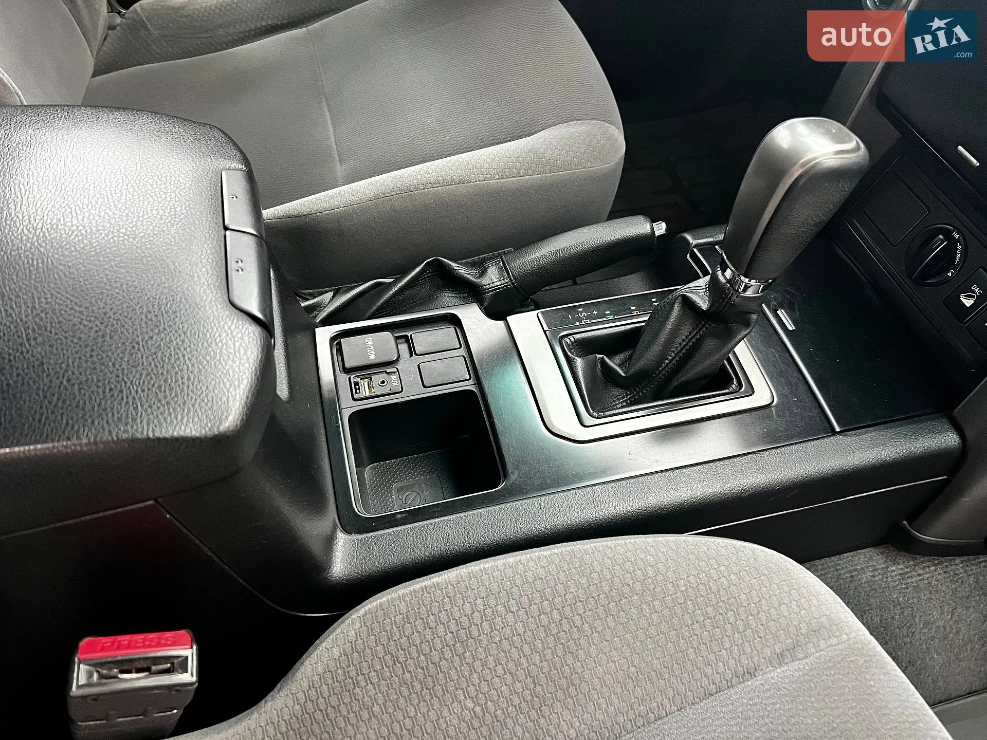 2010 Toyota Land Cruiser Prado - мініатюра 18