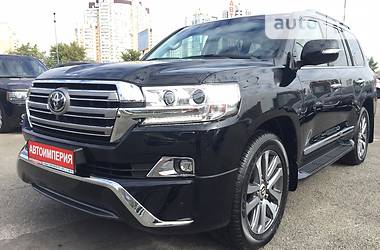 Внедорожник / Кроссовер Toyota Land Cruiser 2017 в Киеве