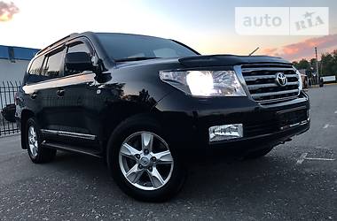 Внедорожник / Кроссовер Toyota Land Cruiser 2011 в Киеве