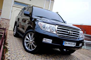 Внедорожник / Кроссовер Toyota Land Cruiser 2012 в Одессе