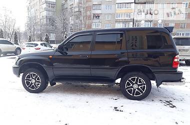 Внедорожник / Кроссовер Toyota Land Cruiser 2002 в Червонограде