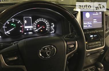 Внедорожник / Кроссовер Toyota Land Cruiser 2017 в Полтаве
