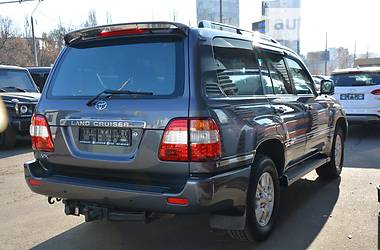 Позашляховик / Кросовер Toyota Land Cruiser 2006 в Одесі