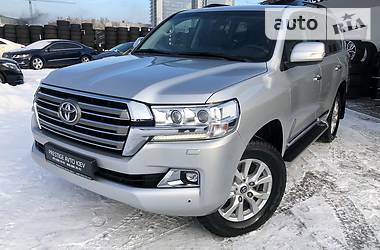 Внедорожник / Кроссовер Toyota Land Cruiser 2018 в Киеве