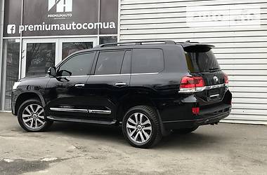 Внедорожник / Кроссовер Toyota Land Cruiser 2018 в Киеве