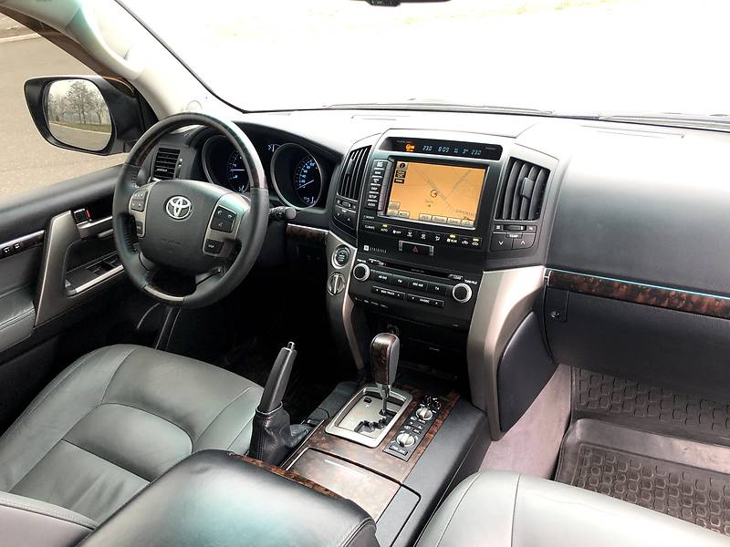 Позашляховик / Кросовер Toyota Land Cruiser 2011 в Маріуполі фото 10 Позашляховик / Кросовер Toyota Land Cruiser 2011 в Маріуполі