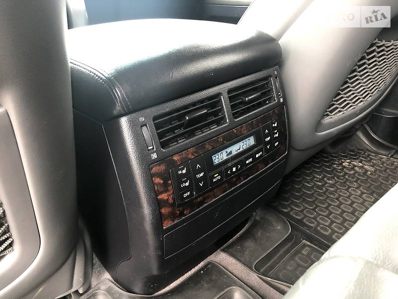 Позашляховик / Кросовер Toyota Land Cruiser 2011 в Маріуполі фото 22 Позашляховик / Кросовер Toyota Land Cruiser 2011 в Маріуполі