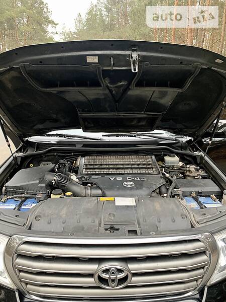 Внедорожник / Кроссовер Toyota Land Cruiser 2008 в Киеве фото 26 Внедорожник / Кроссовер Toyota Land Cruiser 2008 в Киеве