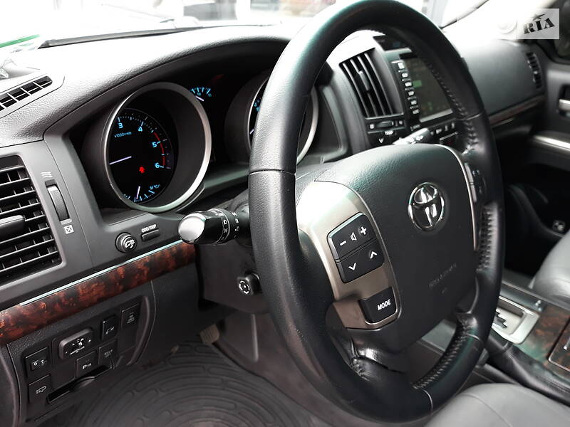 Позашляховик / Кросовер Toyota Land Cruiser 2008 в Одесі