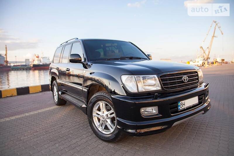 Позашляховик / Кросовер Toyota Land Cruiser 1999 в 