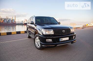 Позашляховик / Кросовер Toyota Land Cruiser 1999 в 