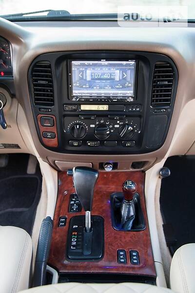 Позашляховик / Кросовер Toyota Land Cruiser 1999 в Одесі