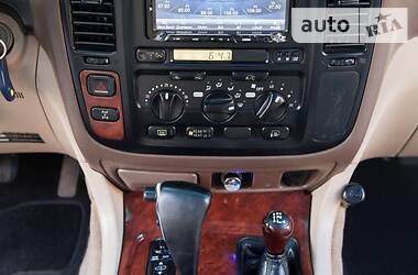Позашляховик / Кросовер Toyota Land Cruiser 1999 в 