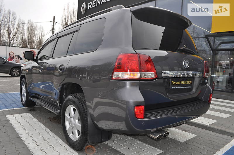 Позашляховик / Кросовер Toyota Land Cruiser 2008 в Одесі
