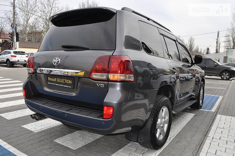 Позашляховик / Кросовер Toyota Land Cruiser 2008 в Одесі