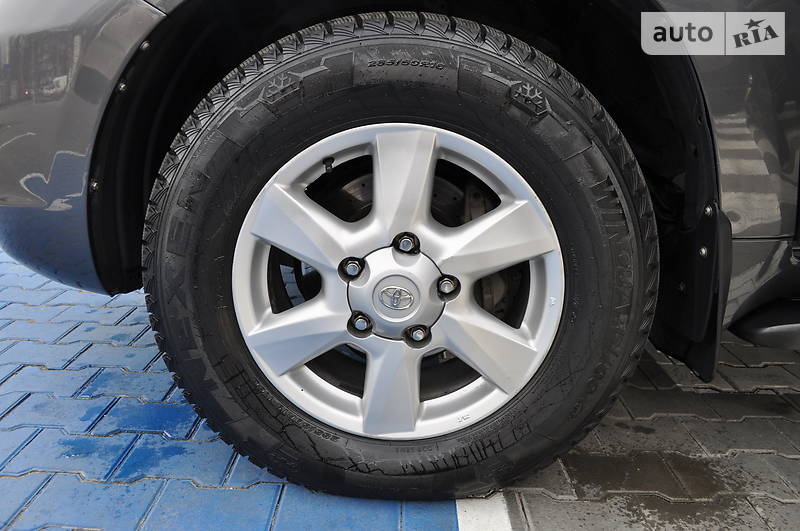 Позашляховик / Кросовер Toyota Land Cruiser 2008 в Одесі