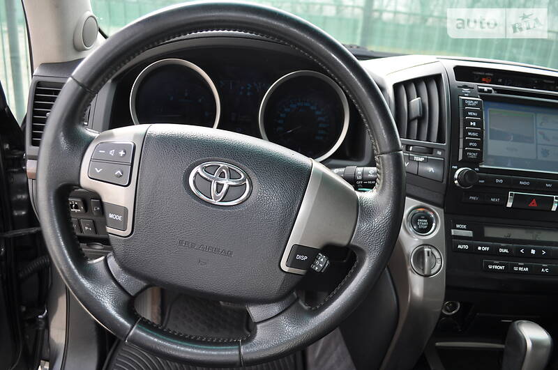 Позашляховик / Кросовер Toyota Land Cruiser 2008 в Одесі