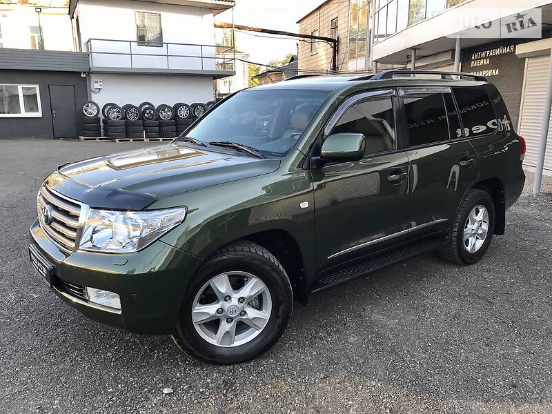Позашляховик / Кросовер Toyota Land Cruiser 2011 в Києві
