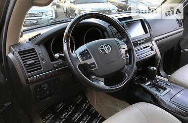 Внедорожник / Кроссовер Toyota Land Cruiser 2011 в Киеве