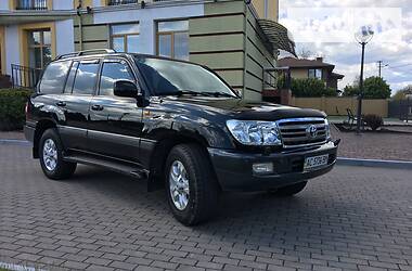 Внедорожник / Кроссовер Toyota Land Cruiser 2006 в Нововолынске