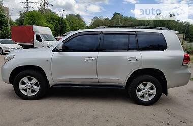 Позашляховик / Кросовер Toyota Land Cruiser 2011 в 