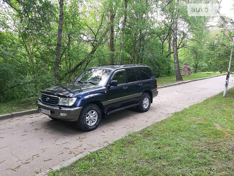Позашляховик / Кросовер Toyota Land Cruiser 1999 в Житомирі